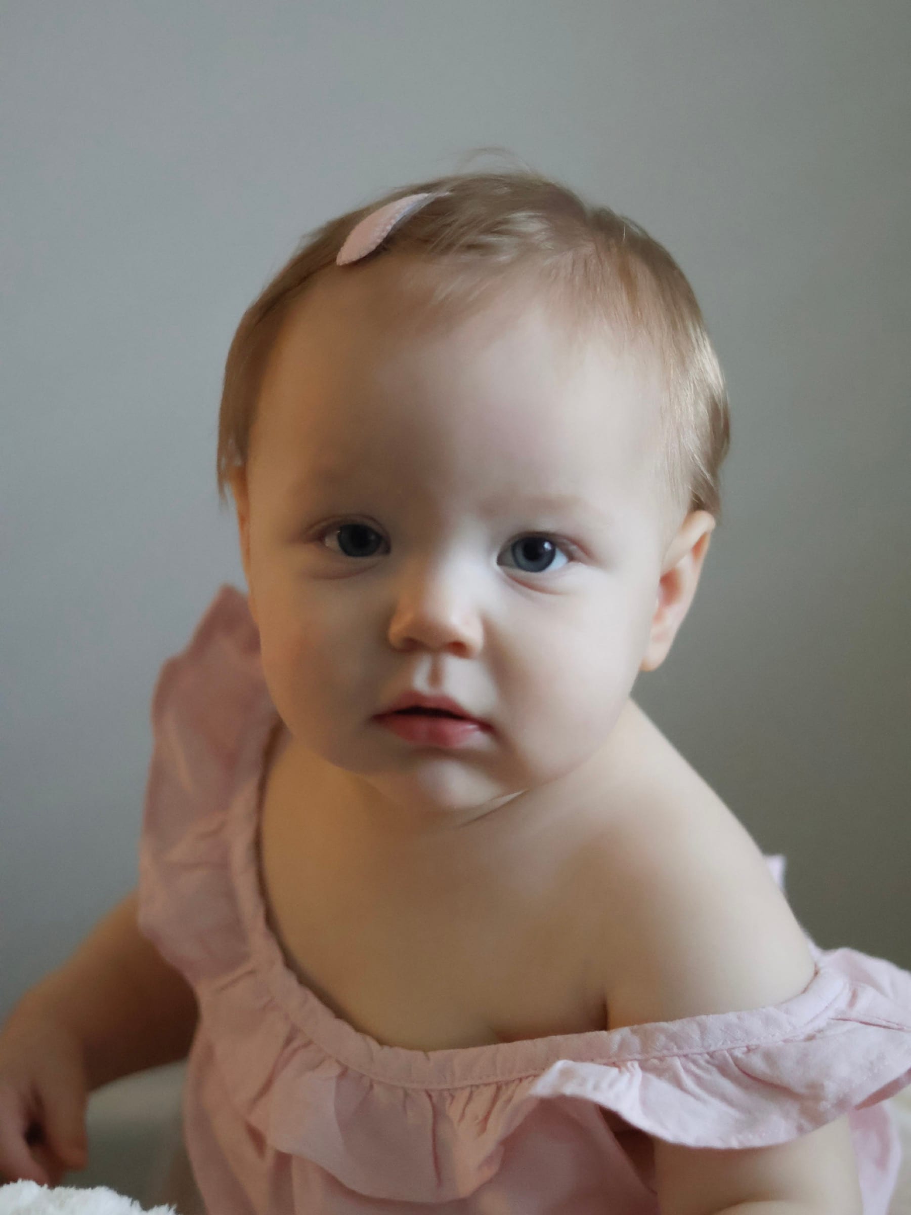 Emma, 12-Month Milestone in Home Studio (photo 11)