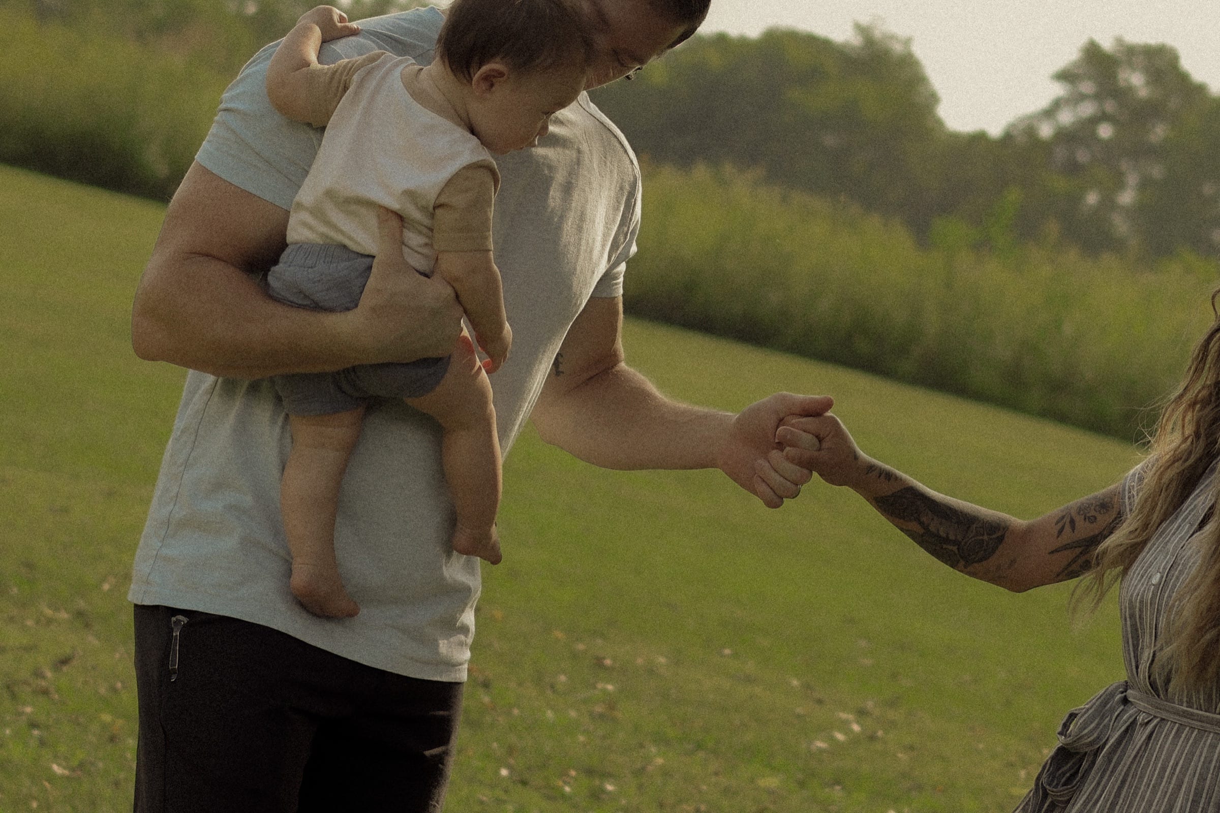 The Eglys, Family Session in Funks Grove, IL (photo 10)